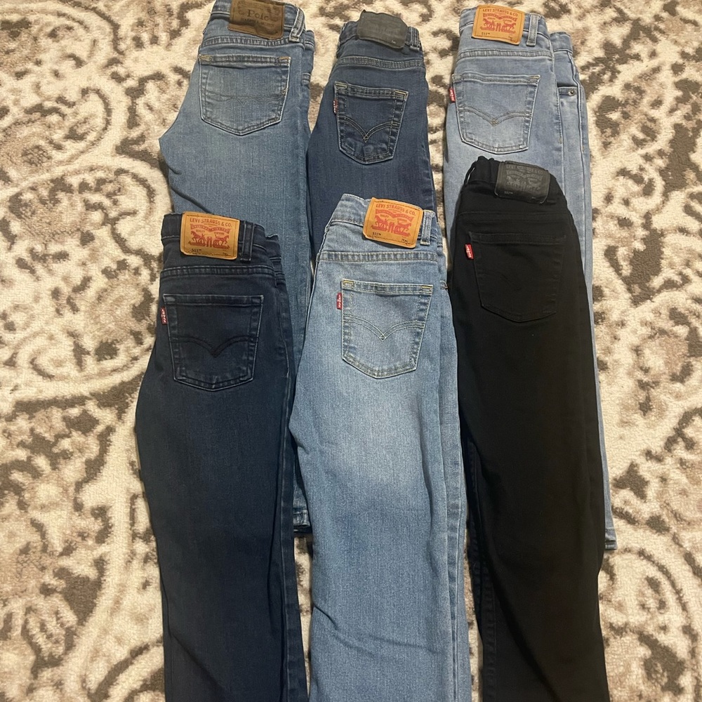NWOT/EUC. Boys Bundle of Levi’s. 6 pairs.